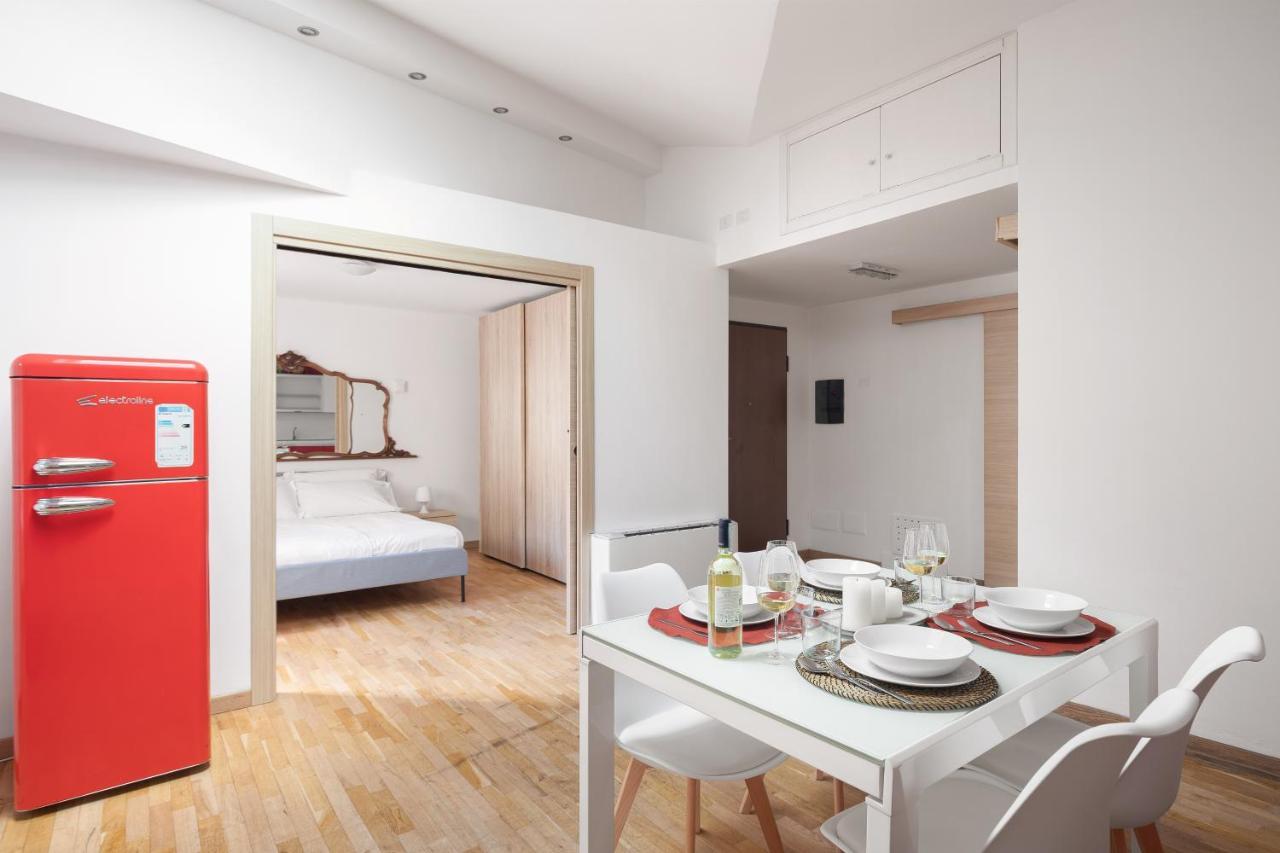 Solemar Sicilia - Palazzo Quaroni Appartement Palermo Buitenkant foto